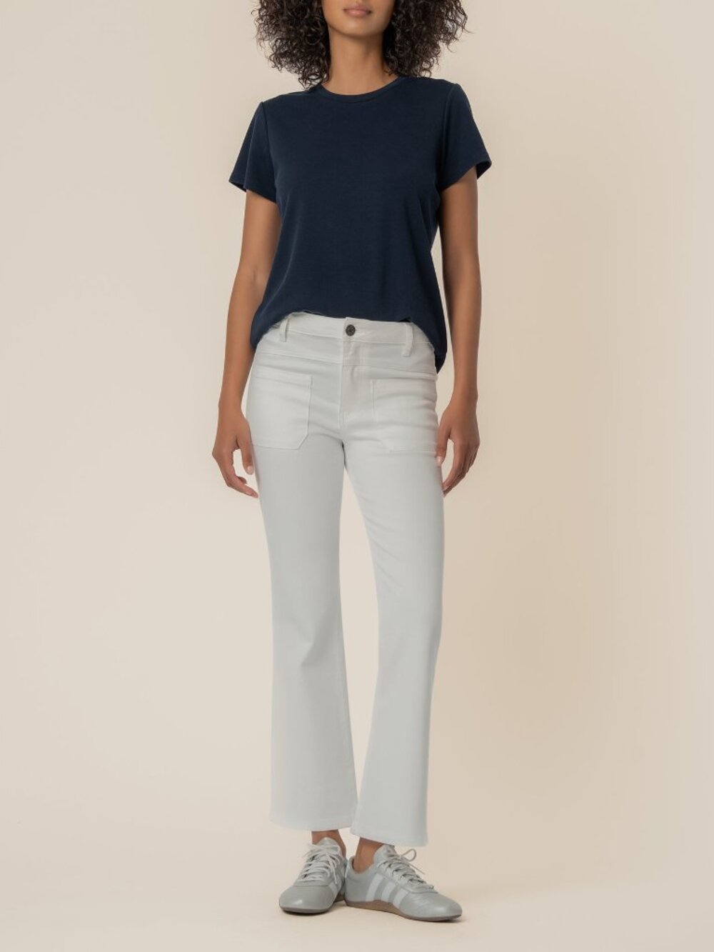 Kut from the Kloth Kelsey High Rise Flare in White Size 66 / White